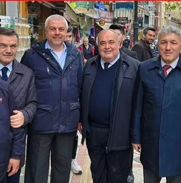 gonullerin-baskani-osman-secim-meydaninda1
