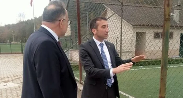 Halil Müdür Kumluca’nın futbol sahasını yenileyecek! Takipteyiz…