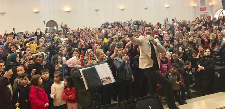 Ramazan Çelik konserine yoğun ilgi
