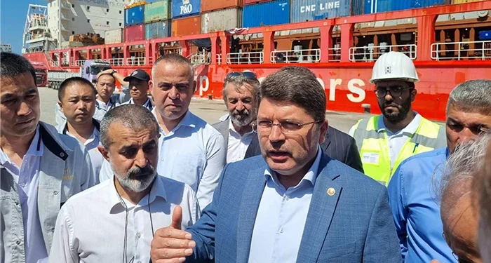 Kömürcü Mehmet Ağa Norveç’ten Bartın’a 12 bin ton ağırlığında makine getirdi