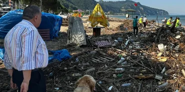 inkum-plaji-temizleniyor