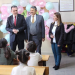 istiklal-okulunda-karne-heyecani-bartin