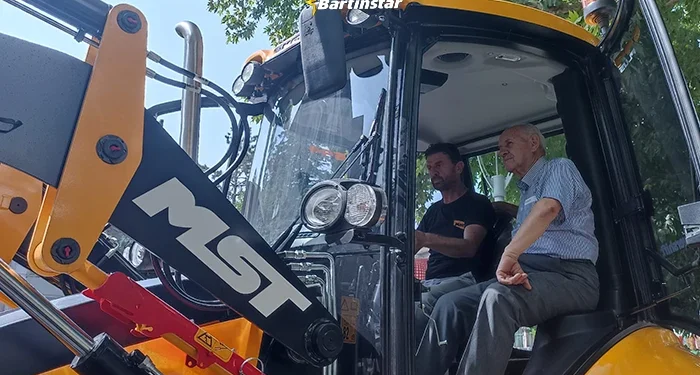 Karaman selden başını kaldırdı; önce iş makinası sonra kapalı pazar