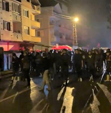 kozcagizda-mahalle-gece-yarisi-bosaltiliyor2-1
