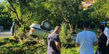 kumluca-girisinde-gorunmez-kaza-takla-atti