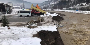 kumluca-kapali-pazar-yeri-sel-riski