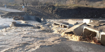 kumluca-kozcagiz-yolu-coktu