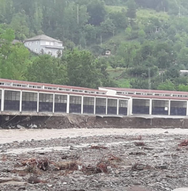 kumluca-sanayi-sitesi-son-anda-kurtuldu-bartin