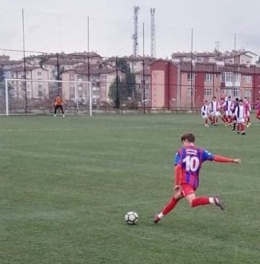 kumlucali-furkan-can-artik-profesyonel