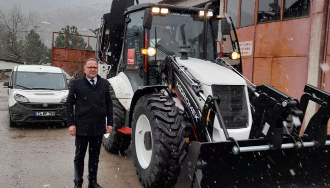 İsmail Başkan, Bakan Soylu’dan talep etmişti… Hibe kepçe geldi