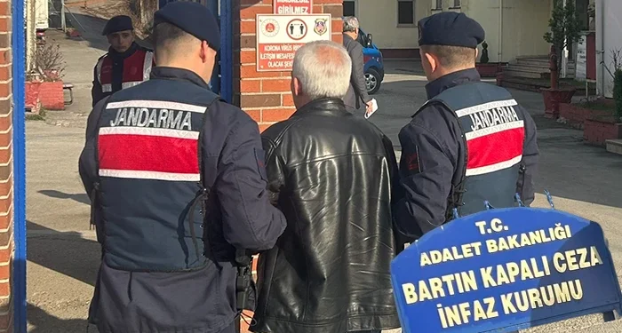 Çocuğa cinsel istismar suçundan aranan zanlı Kurucaşile’de yakalandı
