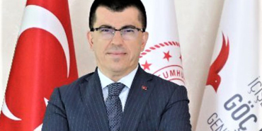 savas-unlu-goc-idaresi-baskani1