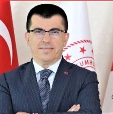 savas-unlu-goc-idaresi-baskani1