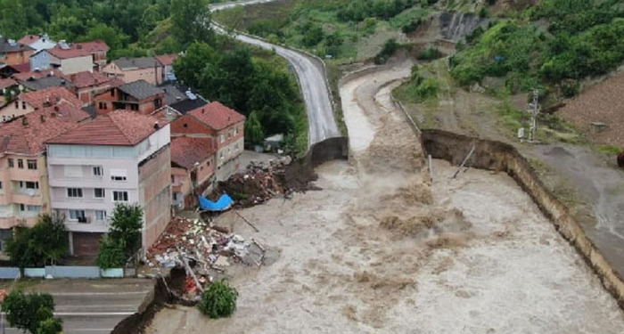 Bartın, Kozcağız. Kumluca ve Hasankadı belediyelerine acil sel desteği