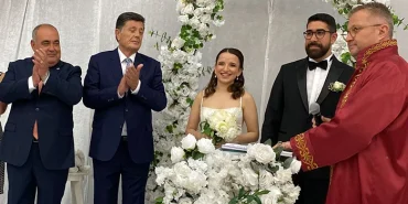 somakli-ailesini-mutlu-gunu