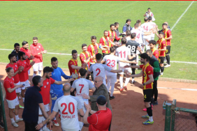 taskopru-bartinspor-sahada-ebedi-dostluk