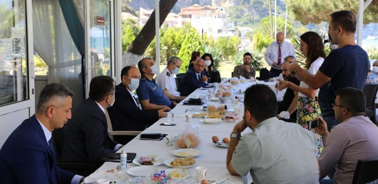 Bartın Valisi Sinan Güner, Covid-19 vakalarının kaynağını açıkladı