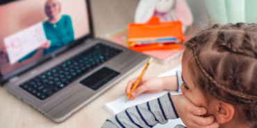 velilere-de-uzatna-egitim