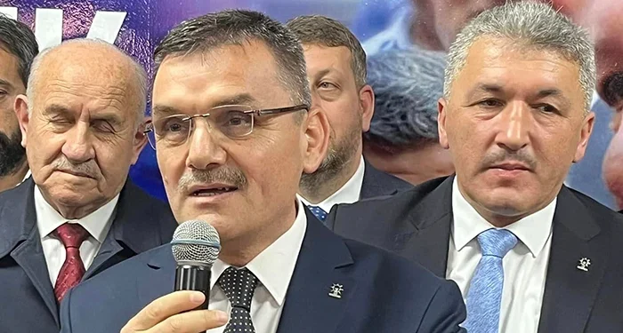 AK Parti’de il yönetimi ardından Merkez İlçe Başkanı da istifa etti