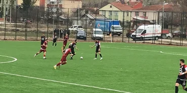 yenicagda-goller-pes-pese1