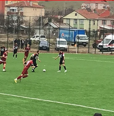 yenicagda-goller-pes-pese1
