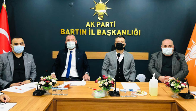 AK Parti toplantısında dikkat çeken konuk; Yusuf Aldatmaz…