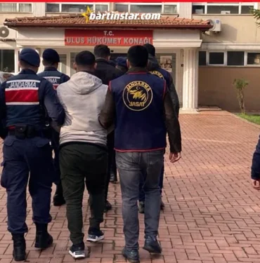 bartında kablo hırsızlarına jasat darbesi