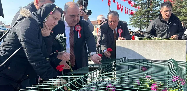 18 mart 2024 şehitler günü saygıyla anıyoruz