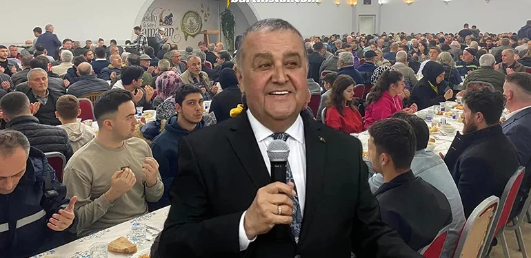 Bartında iftar vakti esnaf fırıncıoğlunun davetine akın etti