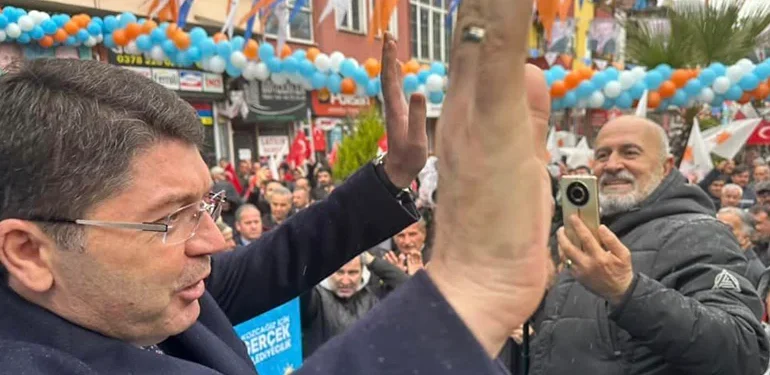 Bakan Tunç: Kozcağız’da ampulün canlı yanması lazım yoksa…