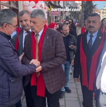 cemal akın kırmızı kaşkolla kozcağızda 1