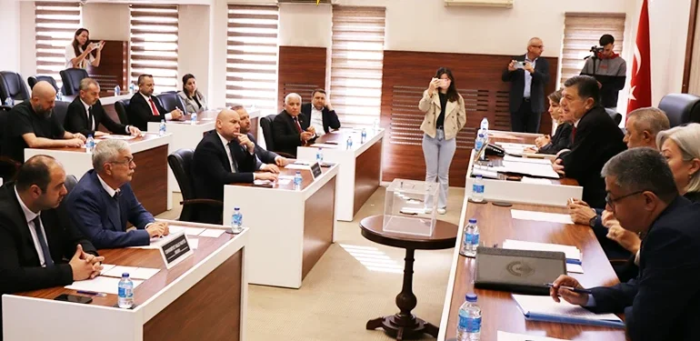 Başkan vekilliğine Selim Karakaş, encümene Sefai Sarıbaş