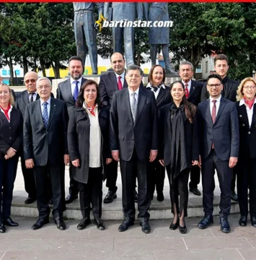 belediye meclisini chp süpürdü