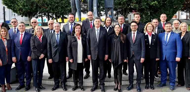 CHP, belediye meclisini de süpürdü; işte yeni meclis