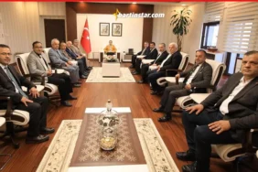 il genel meclisi yeni üyeleriyle bartın valisini ziyaret etti