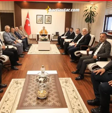 il genel meclisi yeni üyeleriyle bartın valisini ziyaret etti