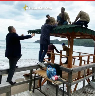 bartın özel idare plajlara yeni gözlem kulesi yaptı