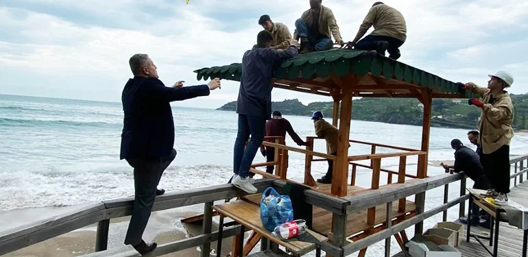 bartın özel idare plajlara yeni gözlem kulesi yaptı