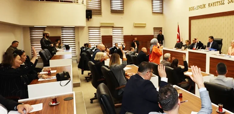 Belediye meclisinde kritik kararlar: Cenaze nakli ücretli oluyor