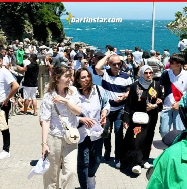 Amasra, 9 günlük bayram tatilinde 1 milyon ziyaretçi ağırladı