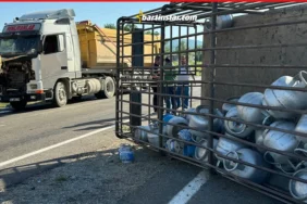 Faciaya ramak kala! Tüp kamyonuna hafriyat kamyonu çarptı