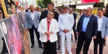 Caddede Millettin Zaferi Fotoğraf Sergisi