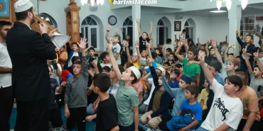 bartın Orduyeri Camii çocuk sesleri ile çınladı