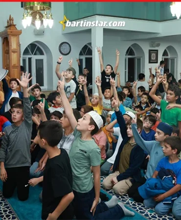 bartın Orduyeri Camii çocuk sesleri ile çınladı