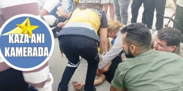 Bartın’da motosiklet önündeki kamyonete çarptı