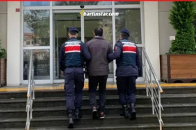 bartın jandarması 3 yıldır kaçan zanlıyı yakaladı