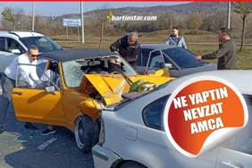 bartın terminal kavşağında kırmızı ışıkta duran araçlara çarptı