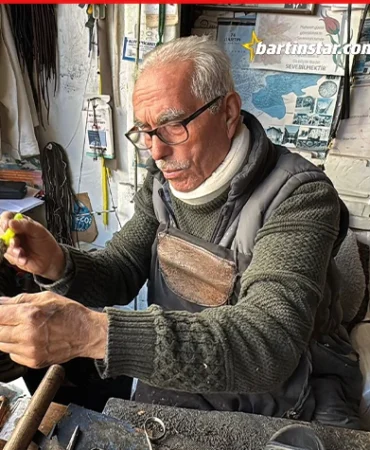 12 metrekarelik dükkanda 55 yıldır üretiyor bartın kumluca ramazan ergin