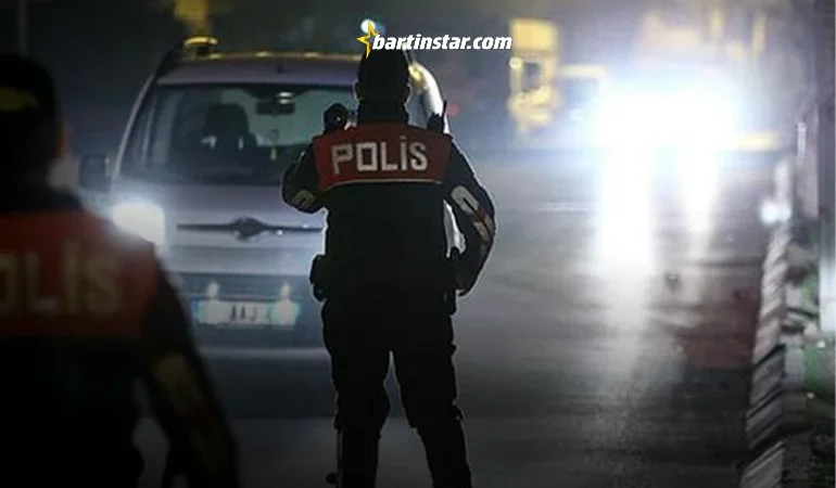 Polisten kaçan şüpheli araç Bartın’ı alarma geçirdi