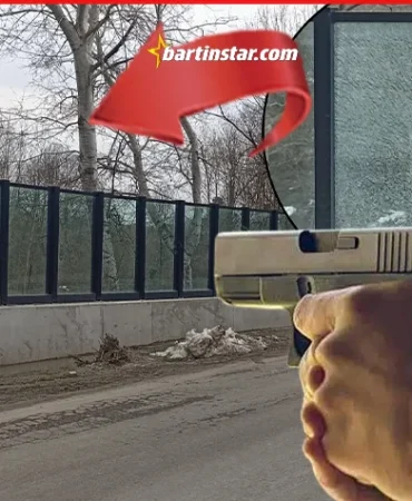bartında vandallık Cam bariyere kurşun sıktılar